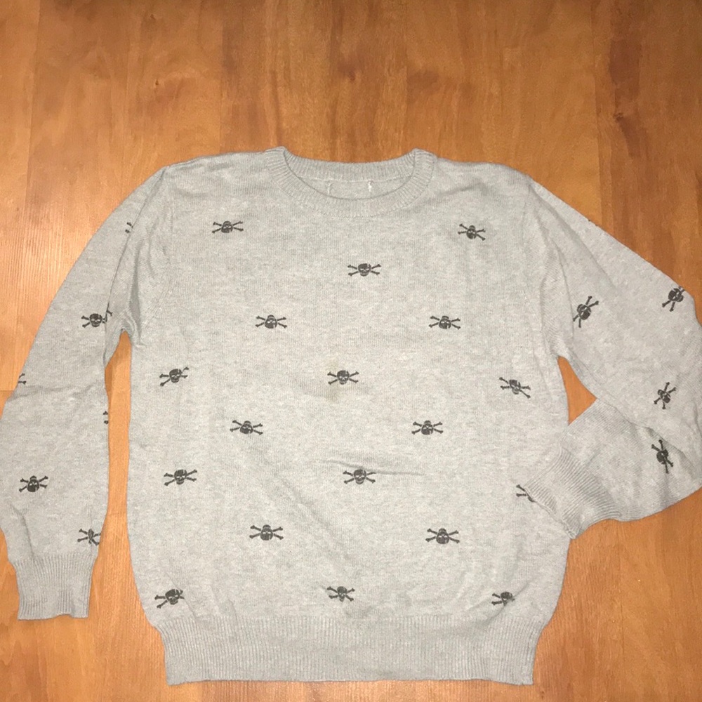 🚹 Boys Sweater